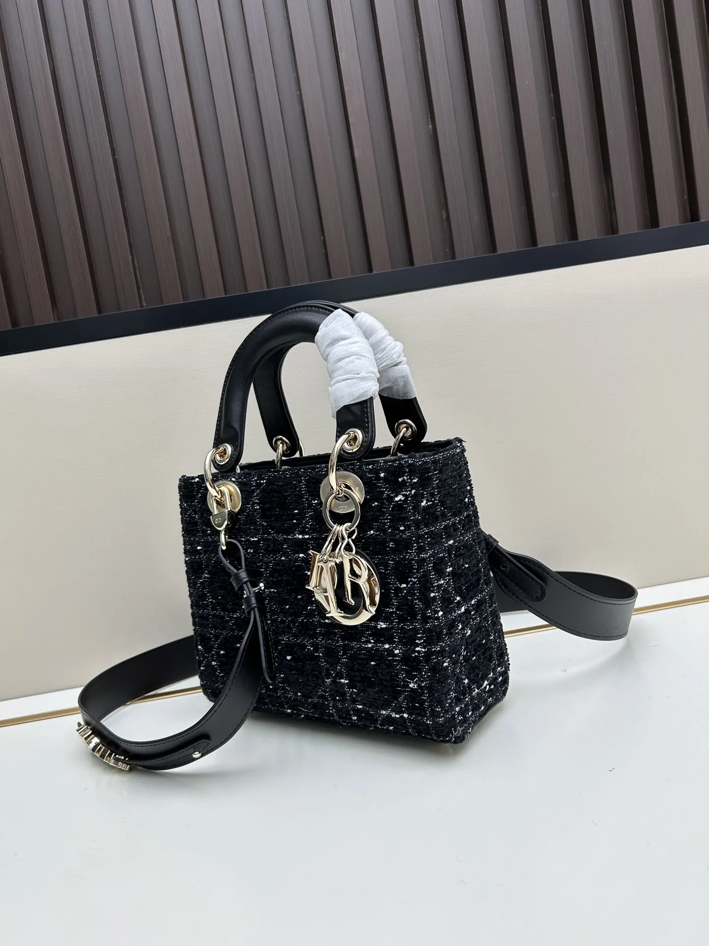 Christian Dior ブラックツイードハンドバッグ2388 - 画像 (3)