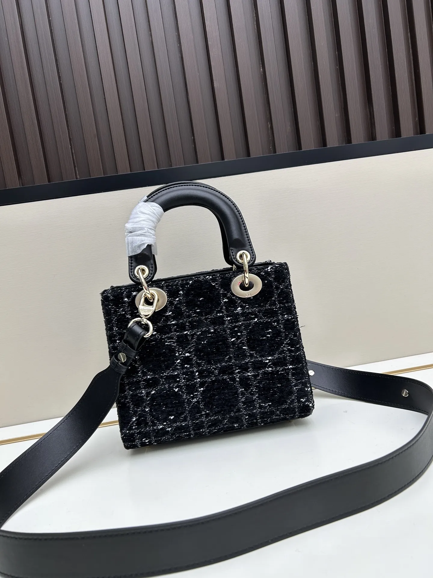 Christian Dior ブラックツイードハンドバッグ2388 - 画像 (4)