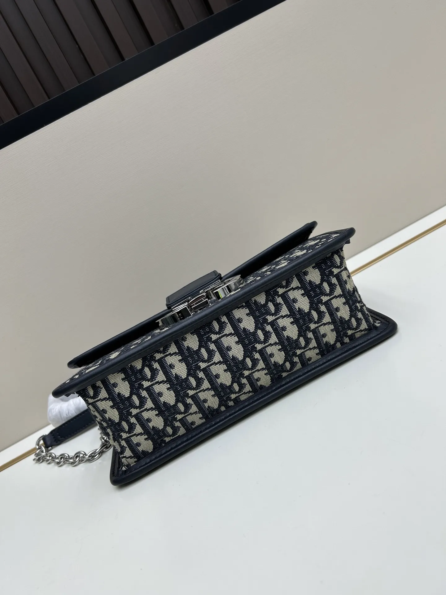 Christian Dior ブラック モンターニュバッグ 大型 - 画像 (6)