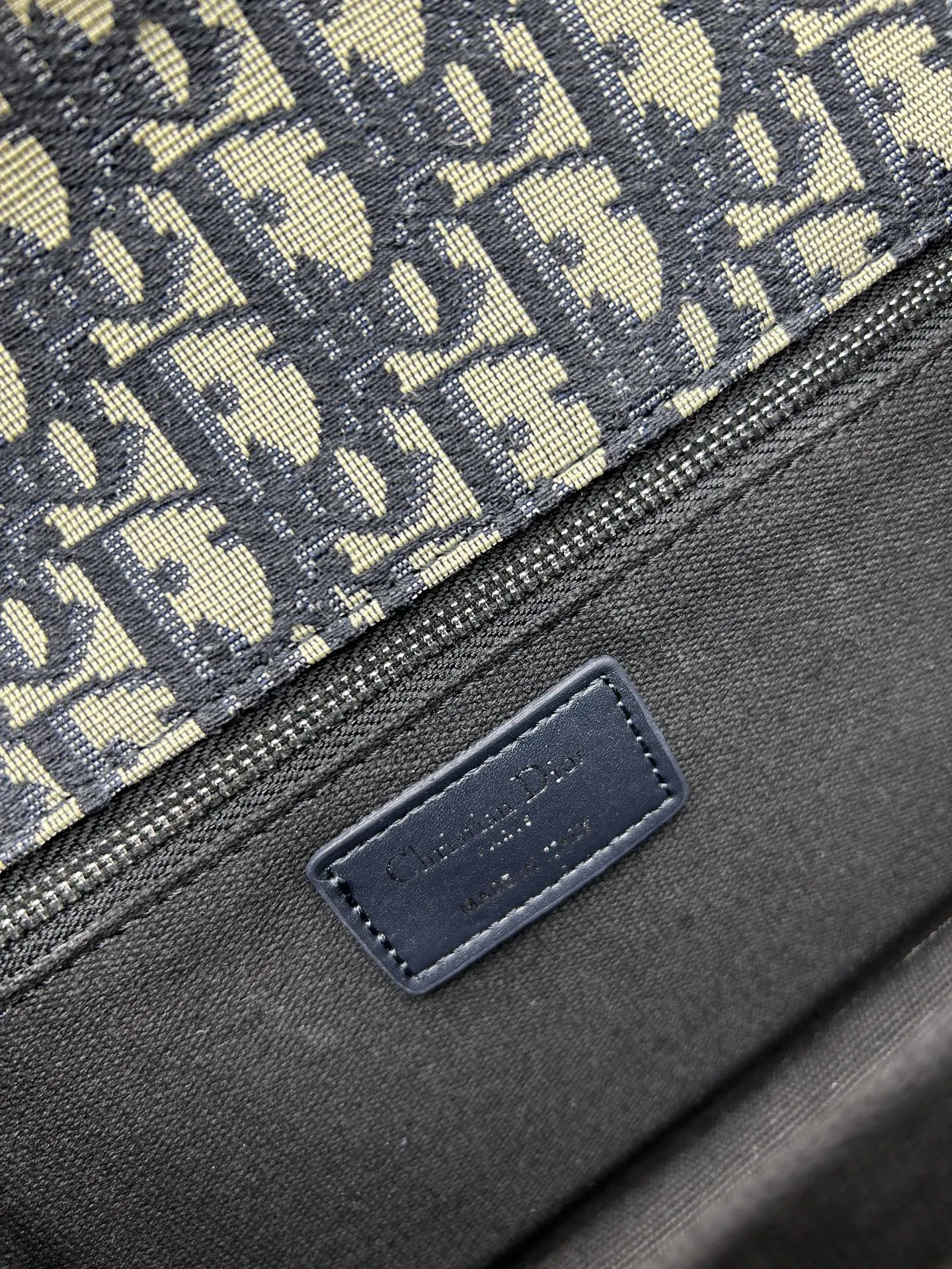 Christian Dior ブラック モンターニュバッグ 大型 - 画像 (9)