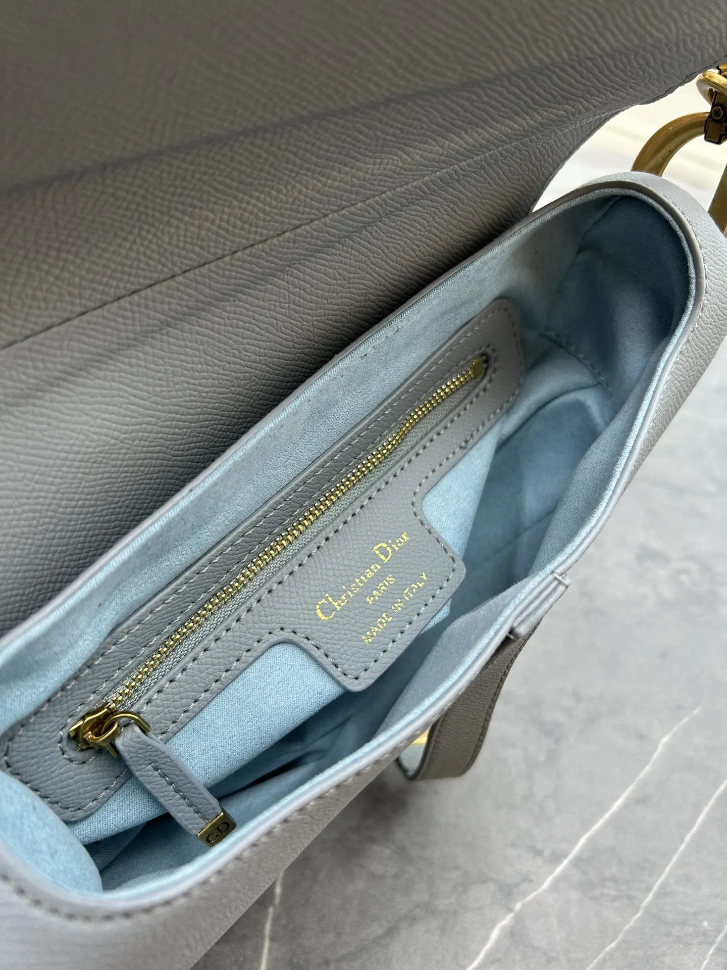 Christian Dior グレー サドルバッグ 細肩ストラップ - 画像 (9)