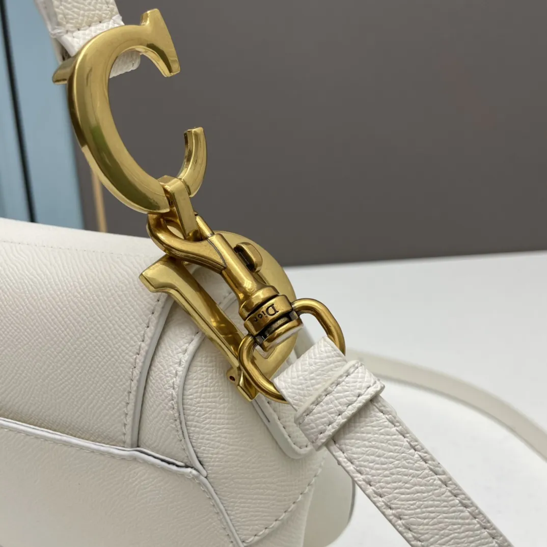 Diorサドルバッグ ホワイト 細肩帯スタイル - 画像 (7)