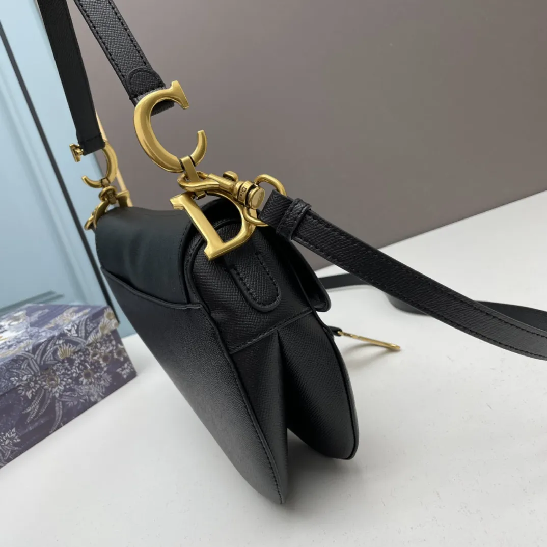Diorサドルバッグ ブラック 細肩帯スタイル - 画像 (4)
