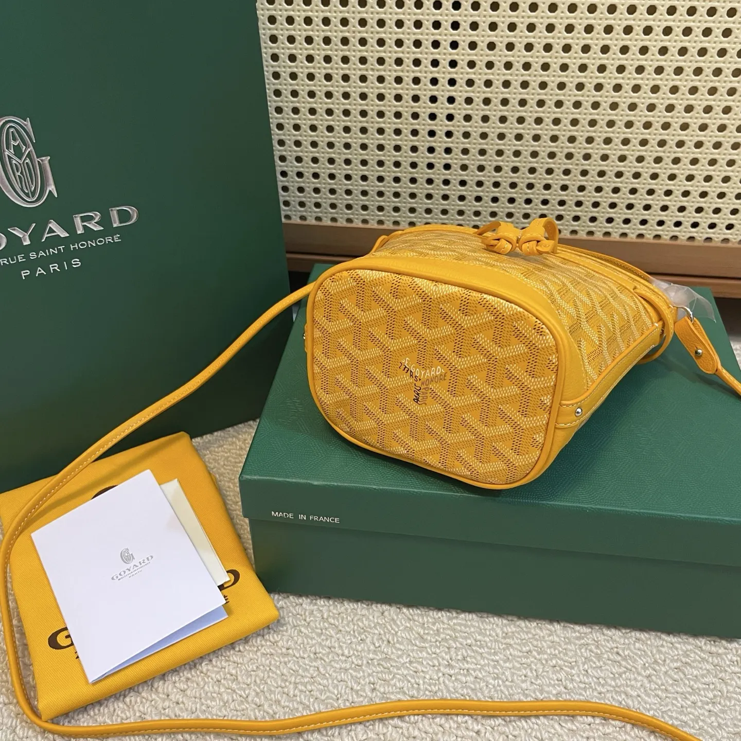 Goyard Petit Flot イエロー ミニバケットバッグ - 画像 (5)