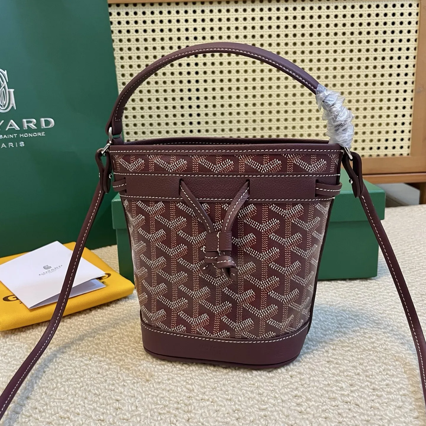 Goyard Petit Flot マルーンミニバケットバッグ - 画像 (7)