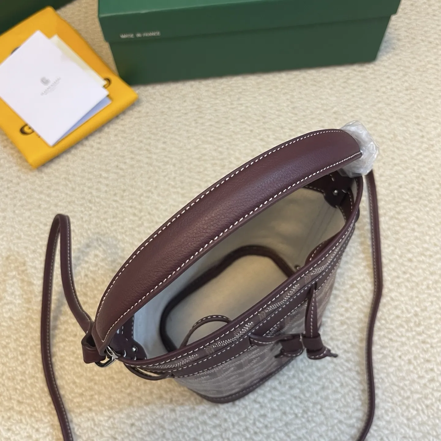 Goyard Petit Flot マルーンミニバケットバッグ - 画像 (8)