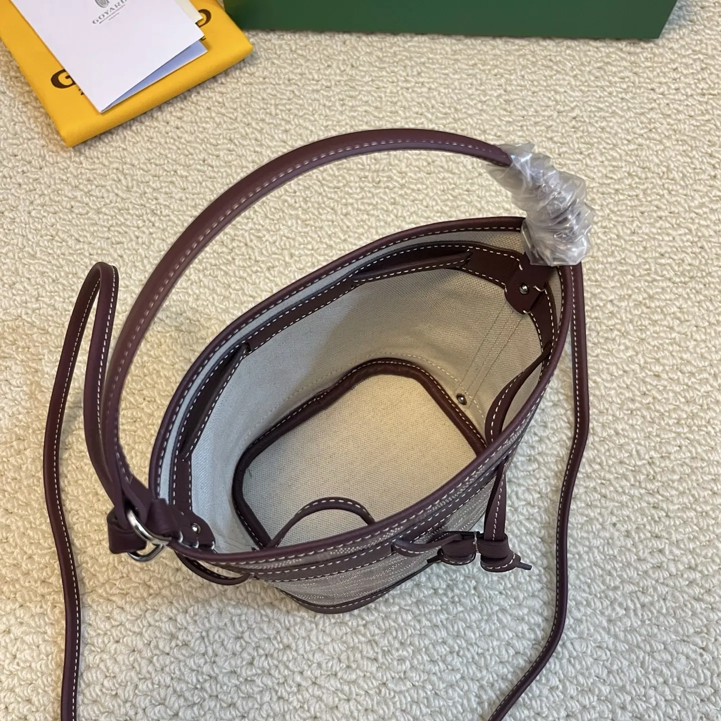 Goyard Petit Flot マルーンミニバケットバッグ - 画像 (9)