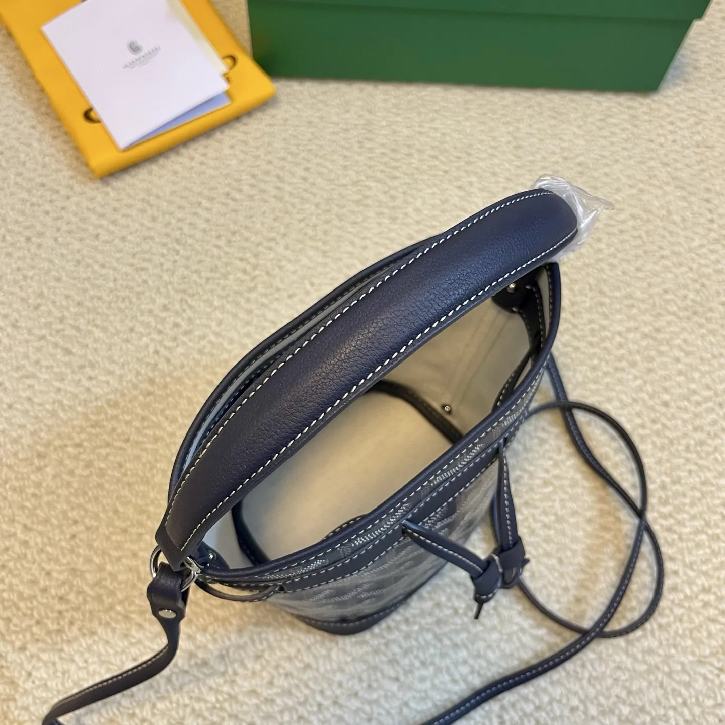 Goyard Petit Flot ミニバケットバッグ ブラック - 画像 (8)