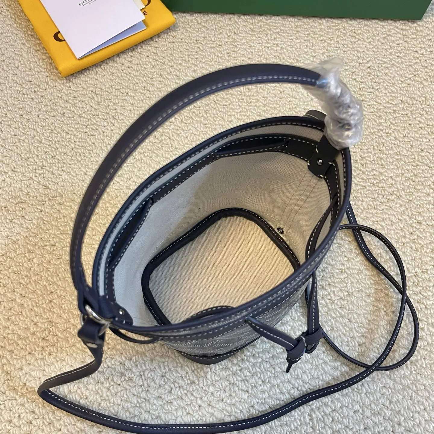 Goyard Petit Flot ミニバケットバッグ ブラック - 画像 (9)