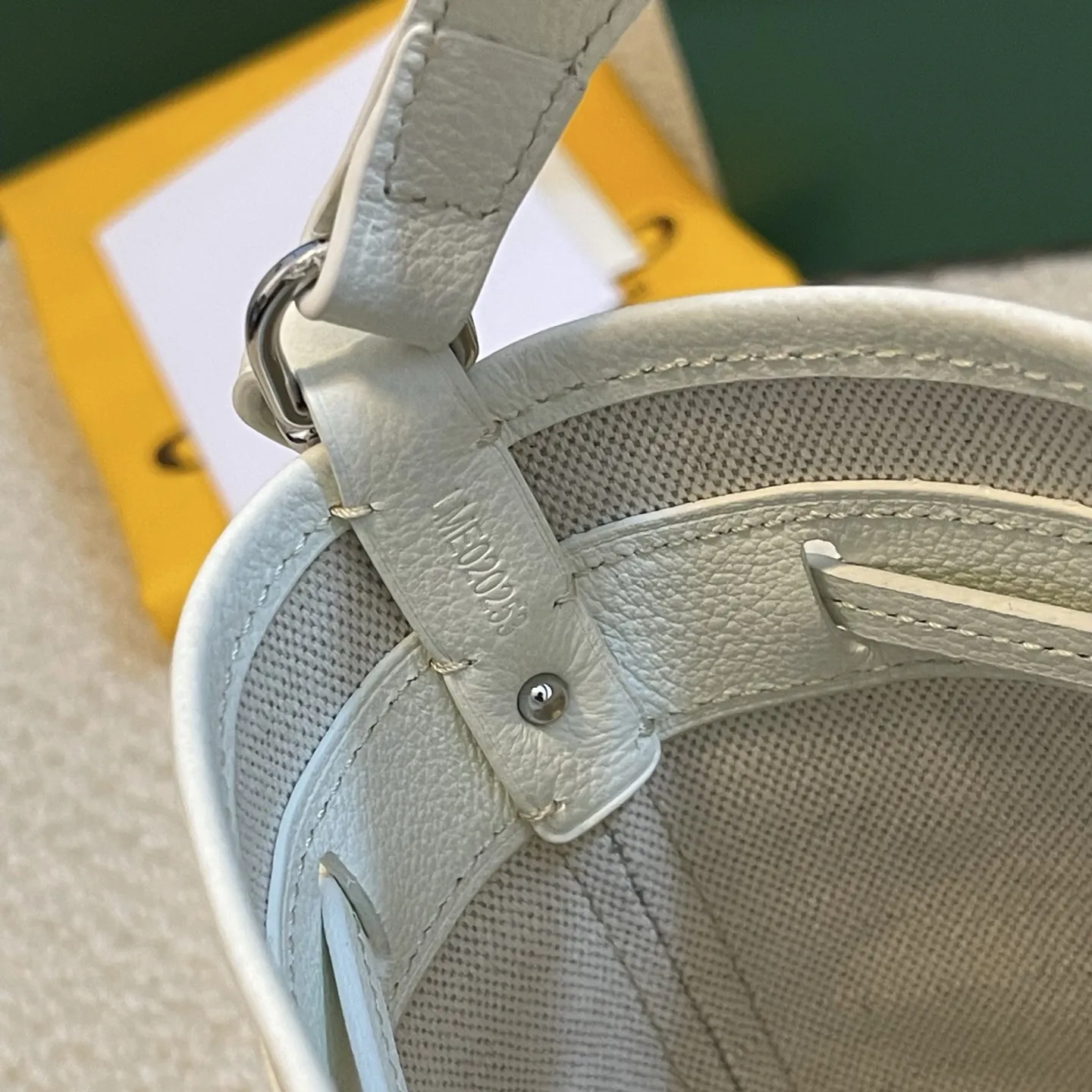 Goyard Petit Flot ミニバケットバッグ ホワイト - 画像 (10)