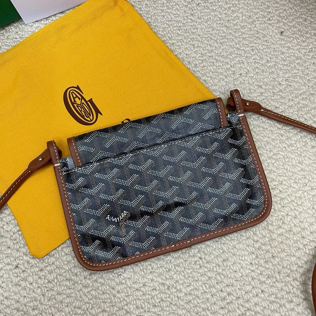 Goyard グレー 三層ポーチバッグ - 画像 (4)