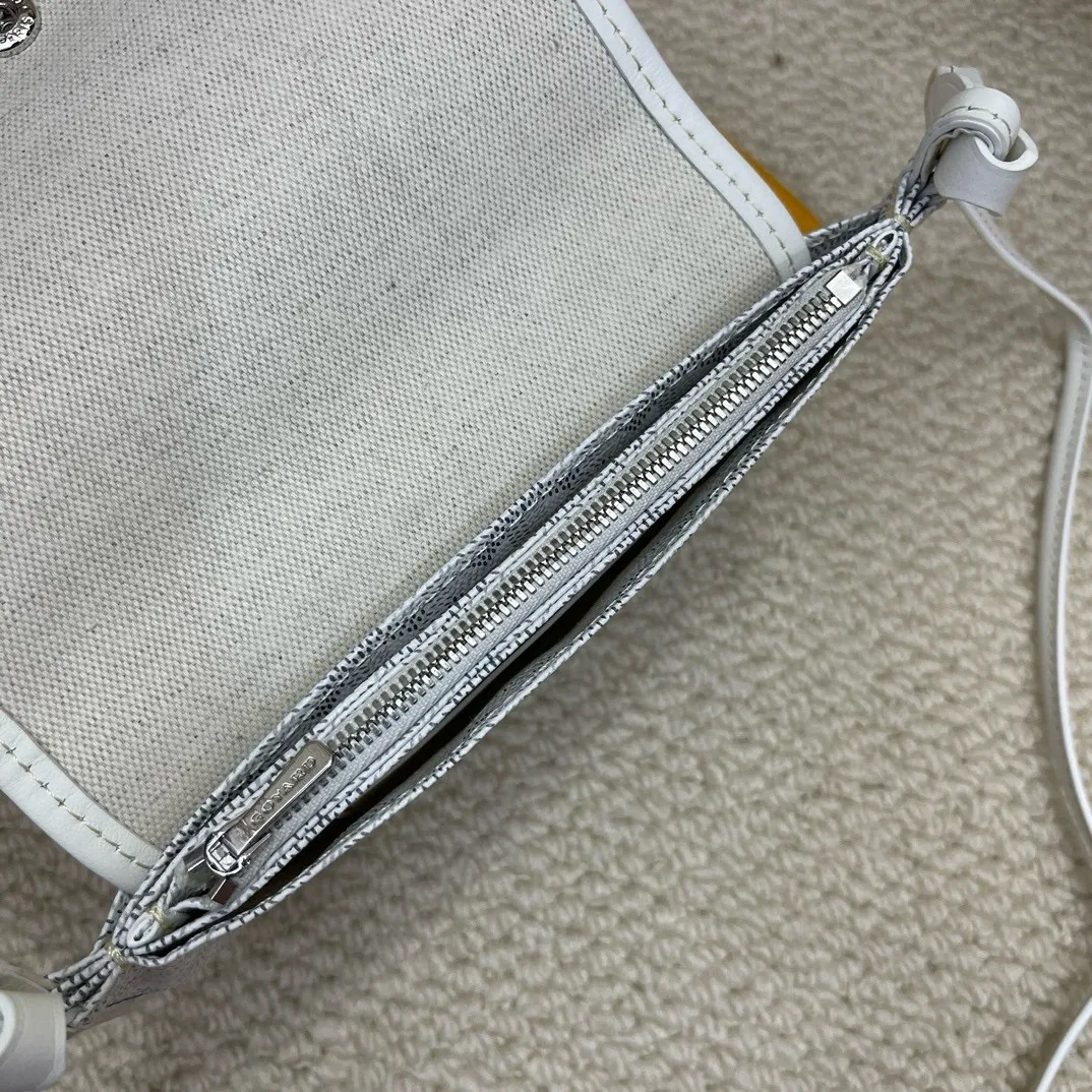 Goyard 白 三層ポーチバッグ - 画像 (8)