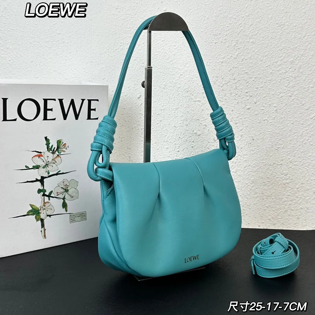 LOEWE Paseo ターコイズ 中古アンダーアームバッグ - 画像 (3)