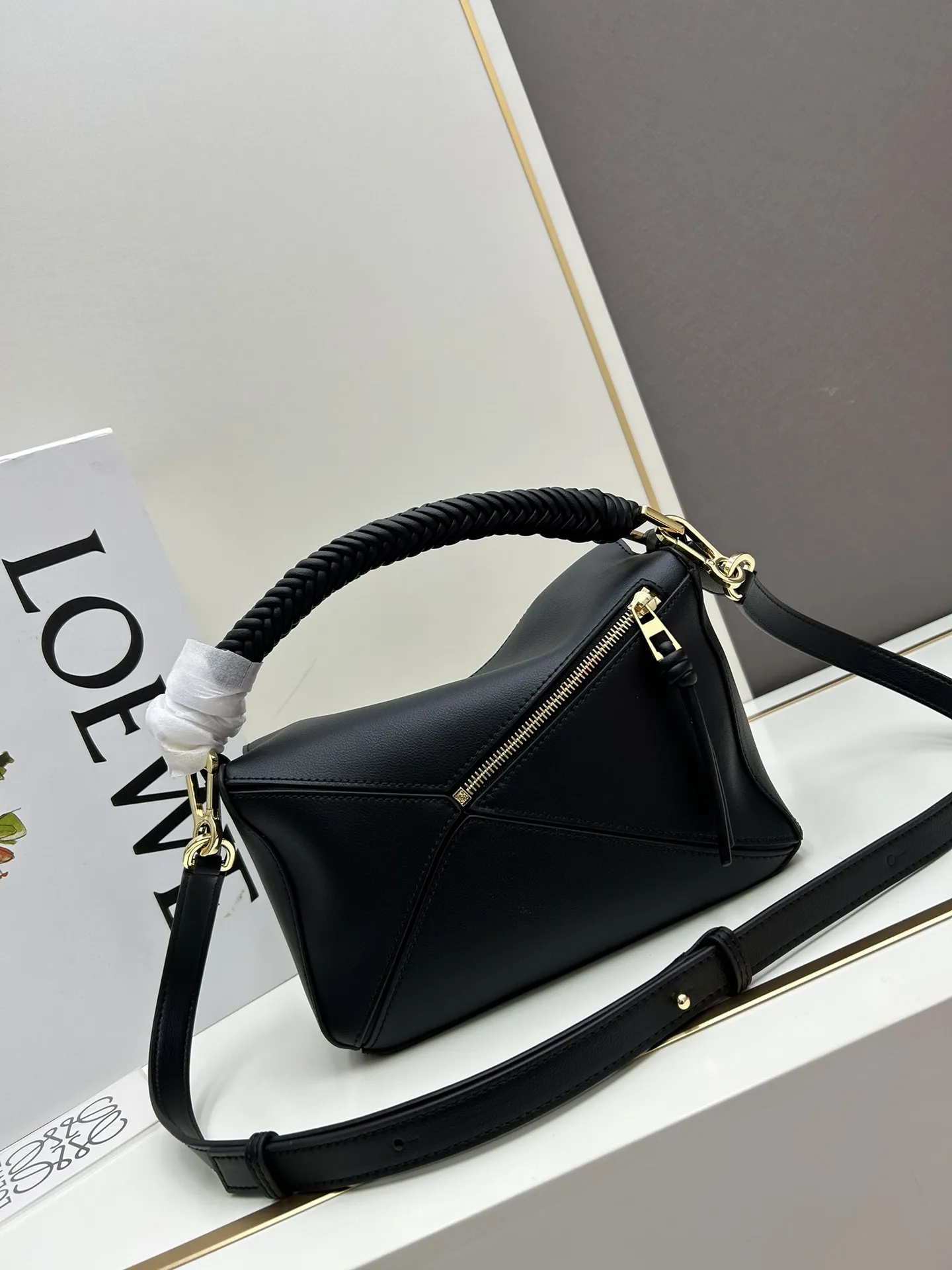 LOEWE 720 Puzzle バッグ ブラック 小型 - 画像 (4)