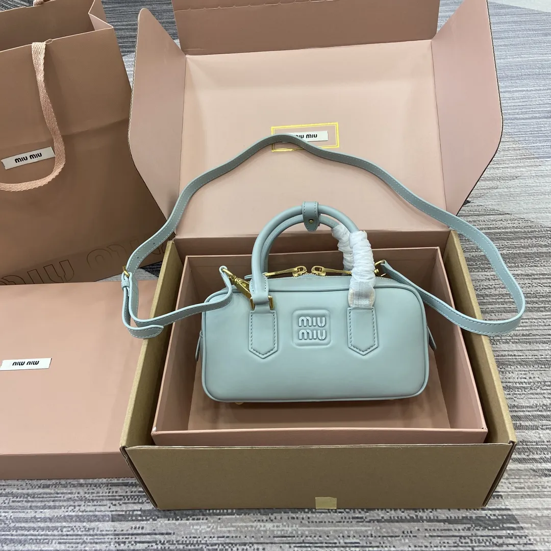 MIU MIU 湖蓝色Arcadia牛革バッグショルダーバッグ - 画像 (12)