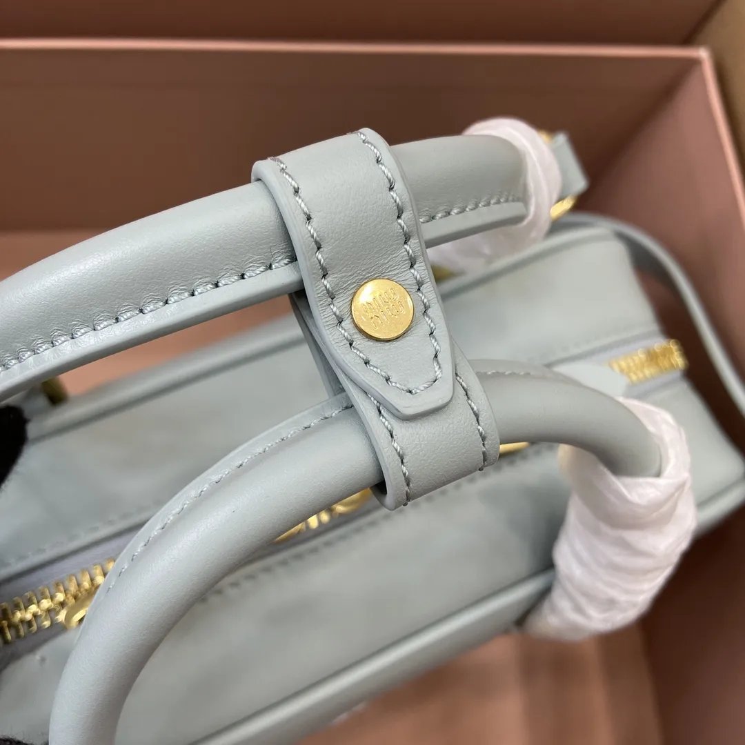 MIU MIU 湖蓝色Arcadia牛革バッグショルダーバッグ - 画像 (5)