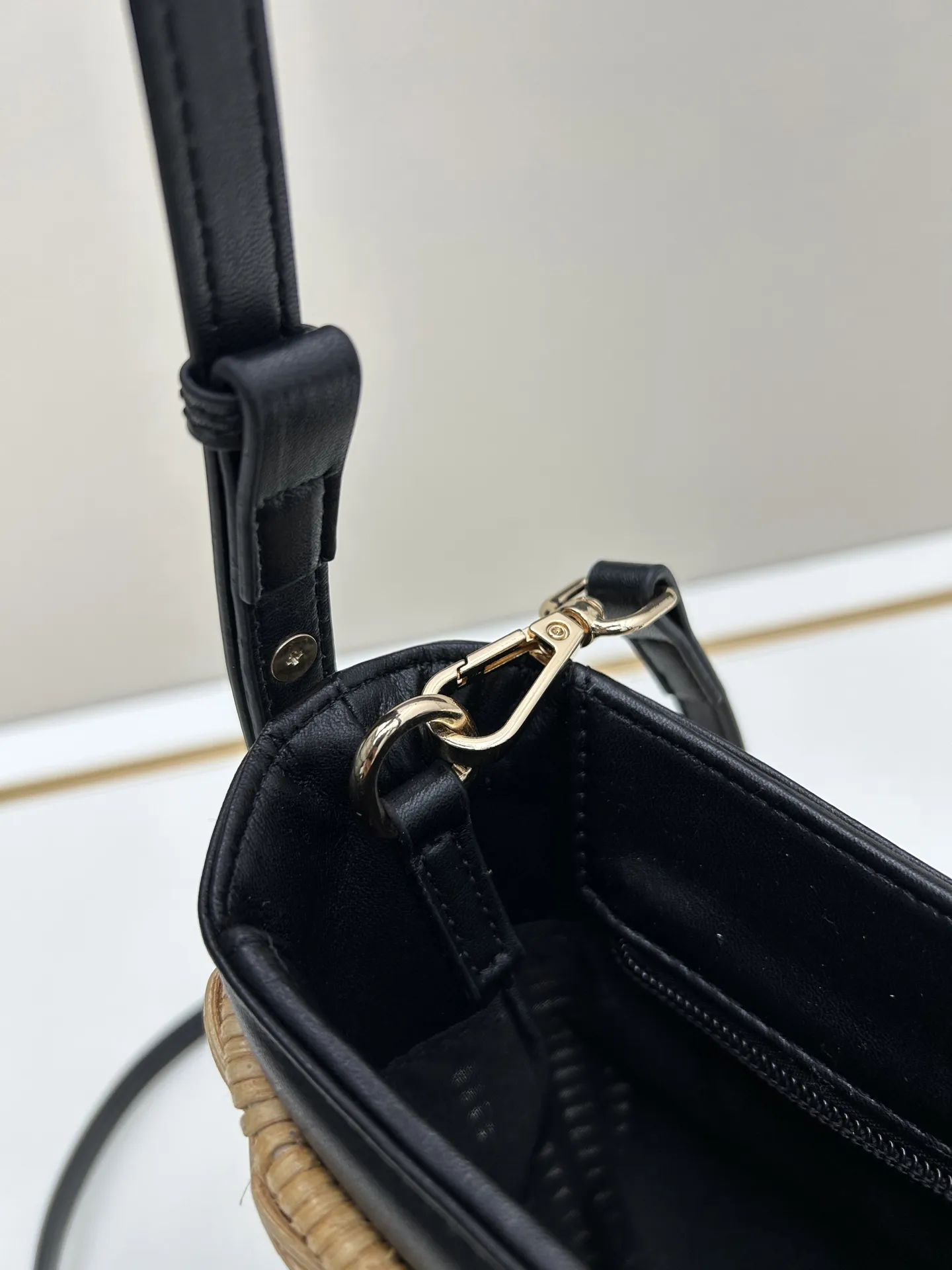 PRADA編み風バッグブラックビーチスタイル2528 - 画像 (7)