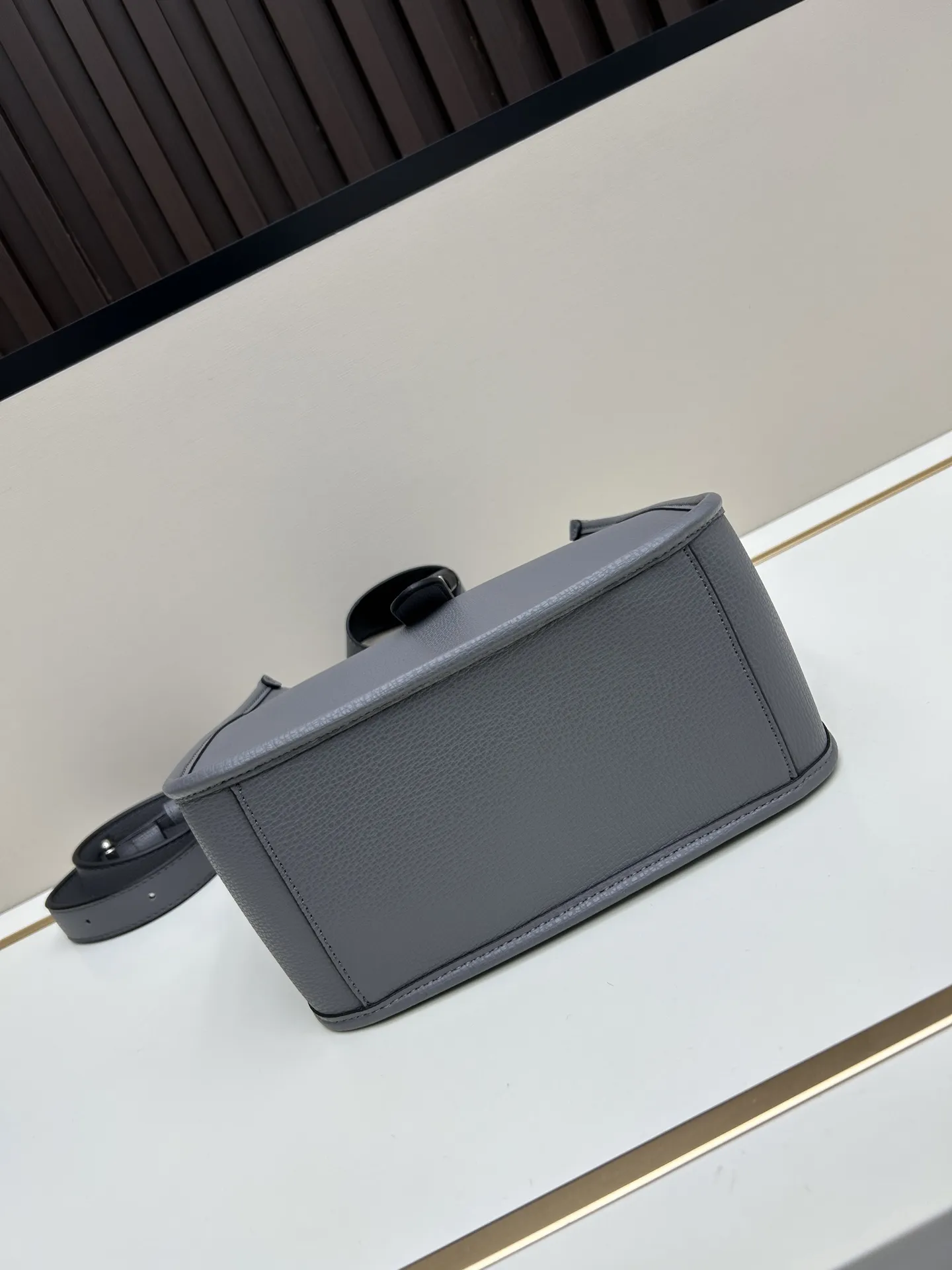 PRADA グレー スタイル3537# ショルダーバッグ - 画像 (6)