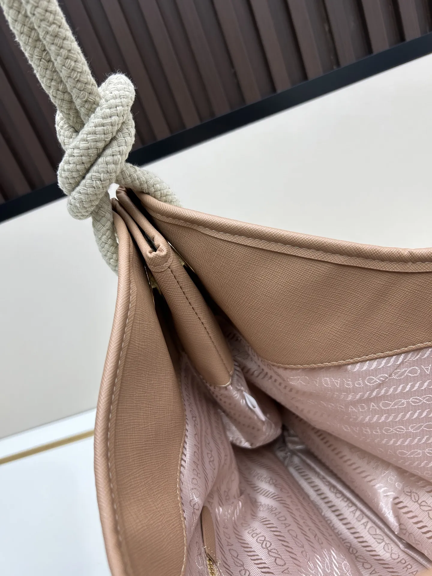 プラダ マリナー再生ナイロントートバッグ ベージュ - 画像 (9)