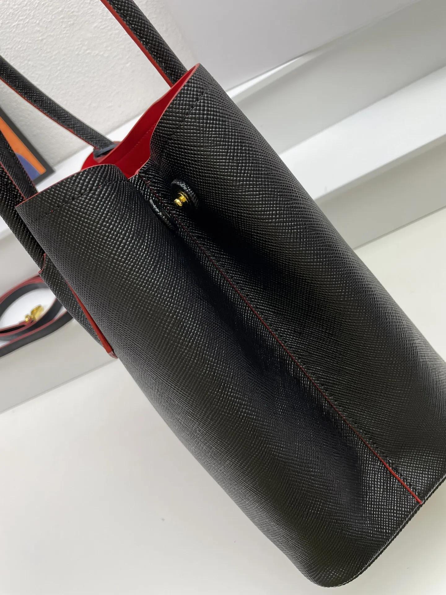 プラダ 2756# ブラック クロス柄ショルダーバッグ - 画像 (6)