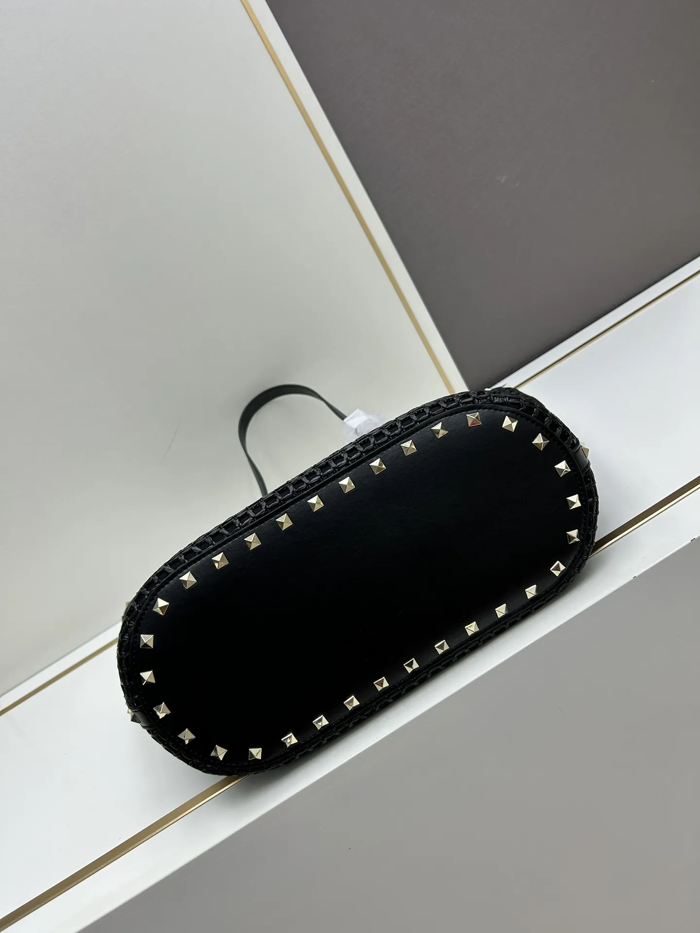 Valentino華倫天奴ブラックラフィアトートバッグ - 画像 (6)