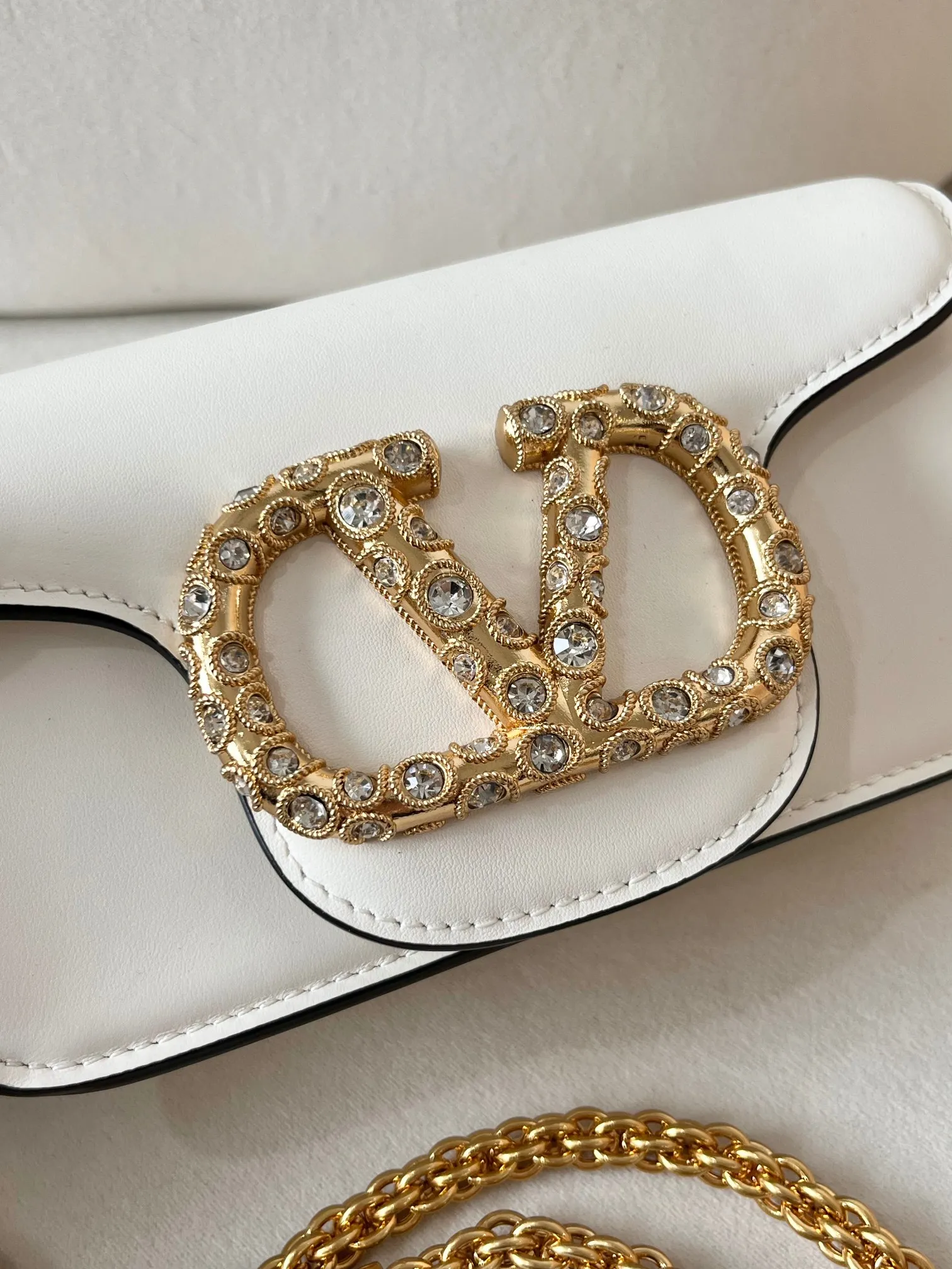 Valentino 白小牛皮ハンドバッグ - 画像 (3)