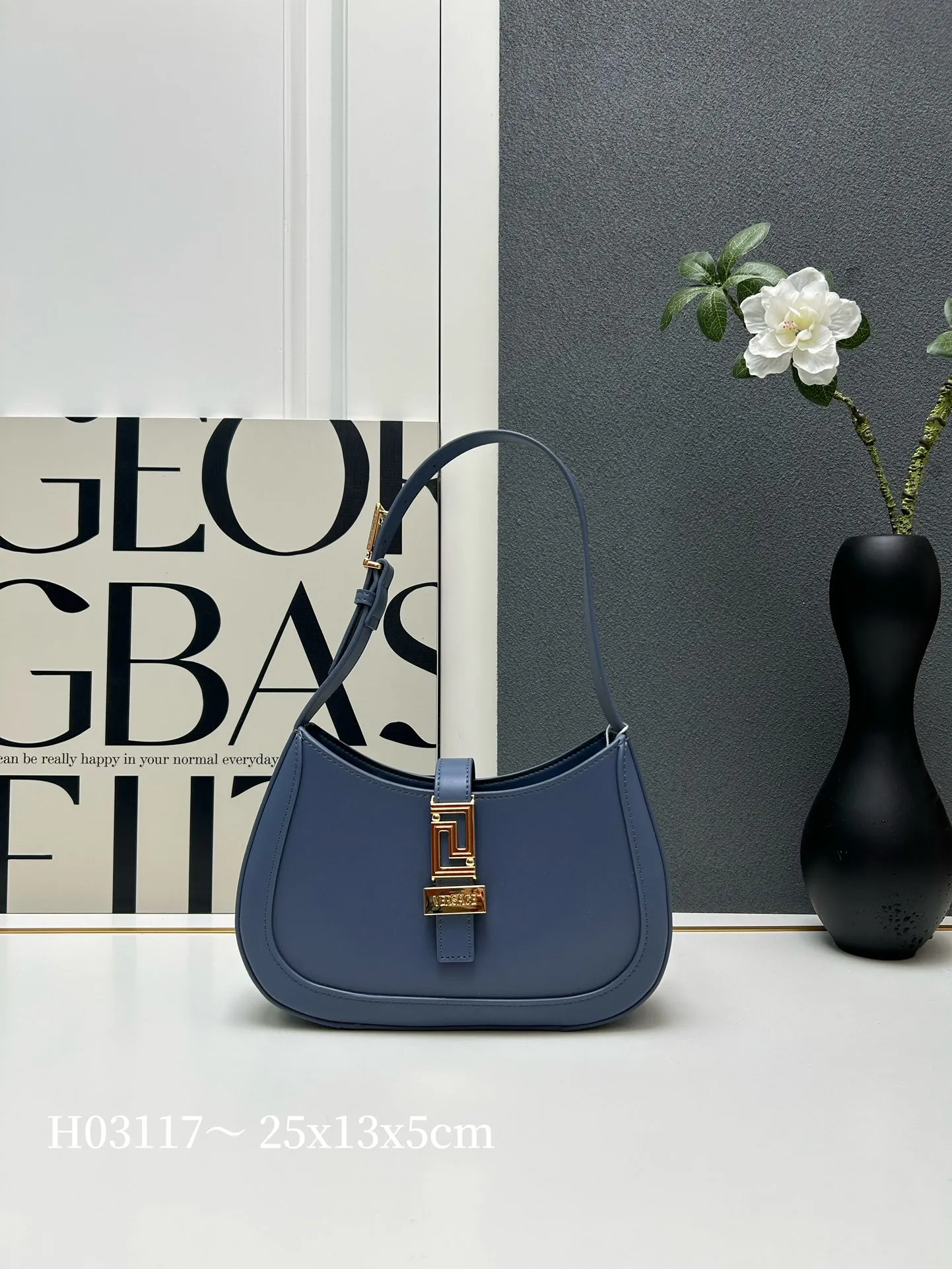 VERSACE 腋下包 ブルー レザー H03117