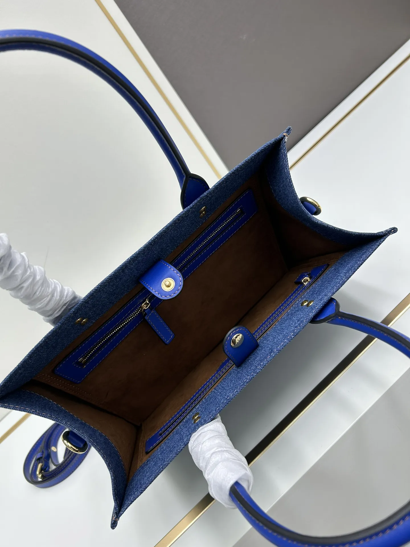 Versace ブルーデニムトートバッグ2023新作 - 画像 (8)