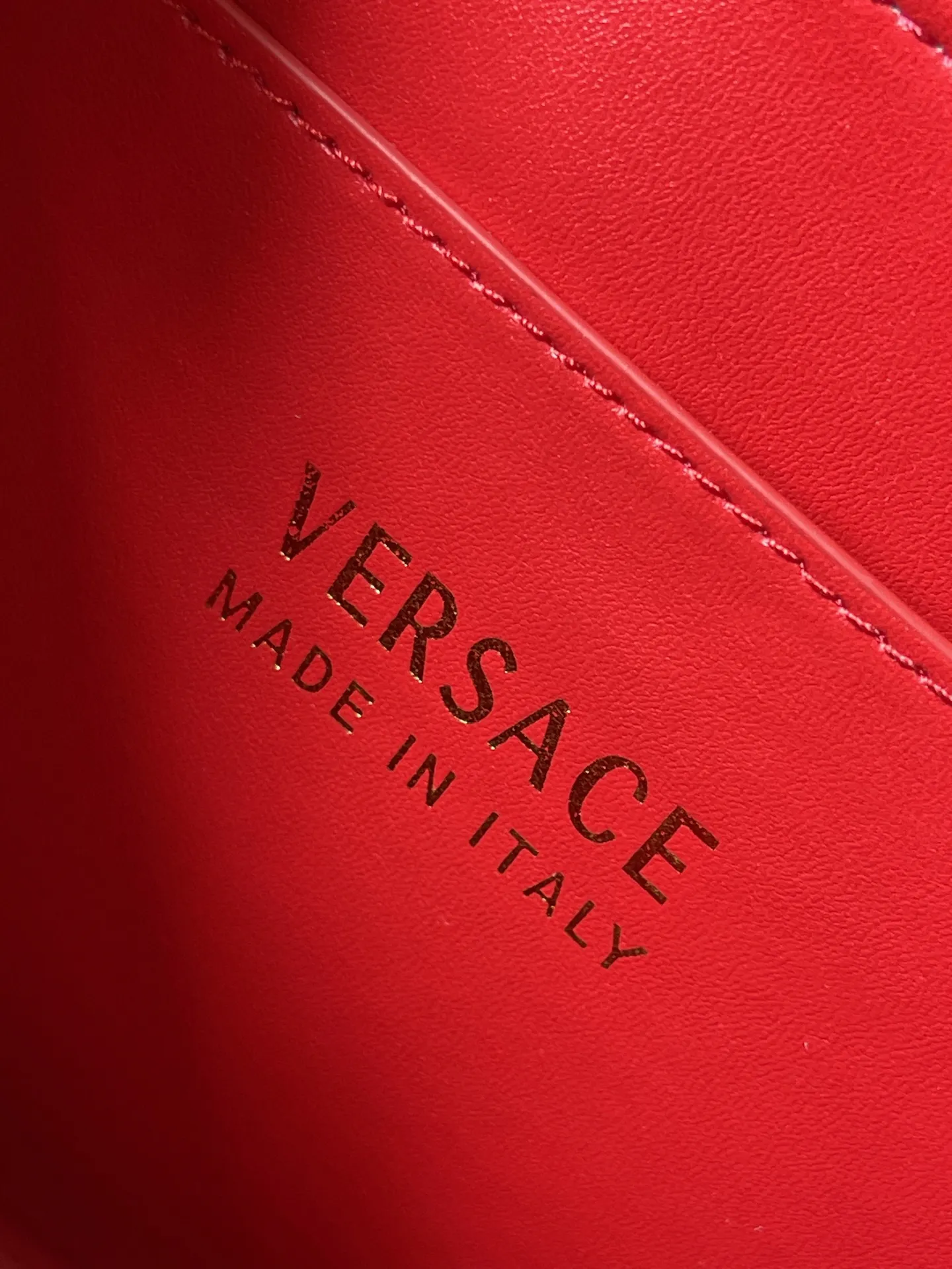 Versaceレッド大胆プリント女性用バッグ - 画像 (10)