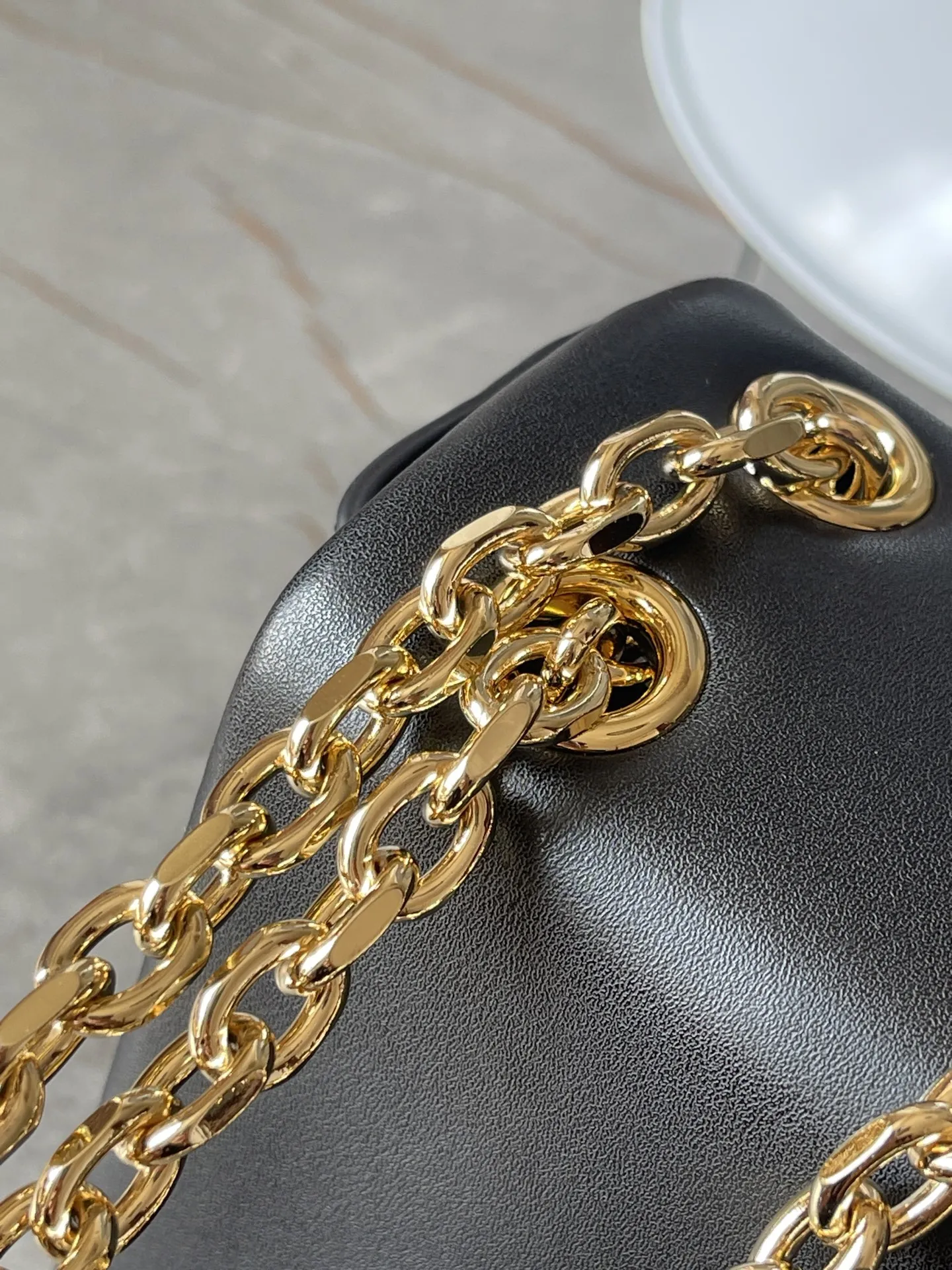 VERSACE 黒 大胆プリント シングルバッグ - 画像 (6)