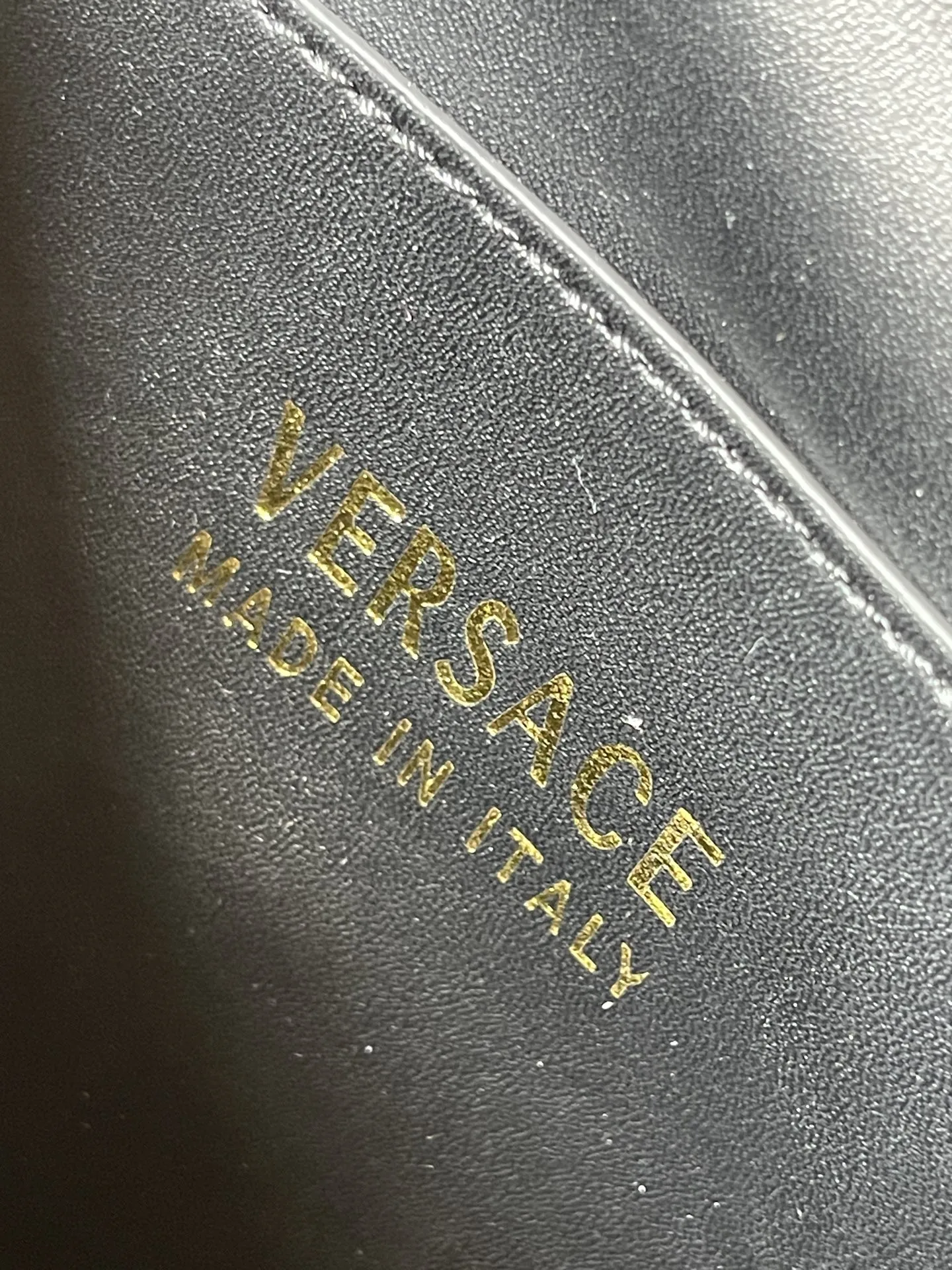 VERSACE 黒 大胆プリント シングルバッグ - 画像 (10)