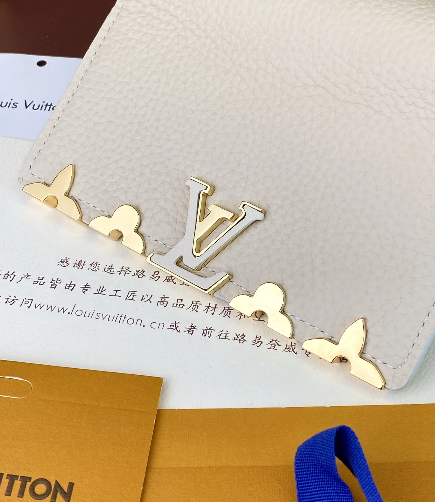 ルイ・ヴィトン カプシーヌ コンパクトウォレット ホワイト - 画像 (10)