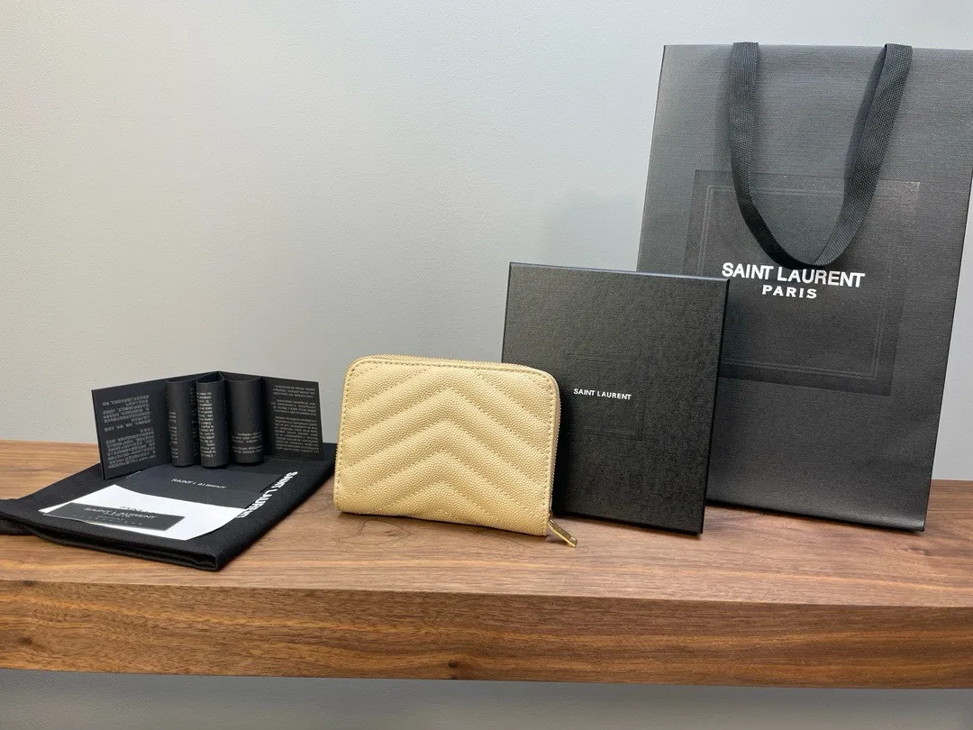 サンローラン カサンドル マトラッセ ウォレット ベージュ - 画像 (3)