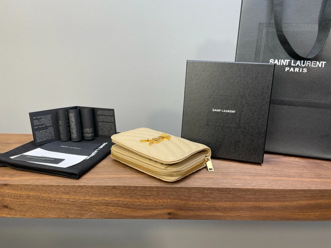 サンローラン カサンドル マトラッセ ウォレット ベージュ - 画像 (4)