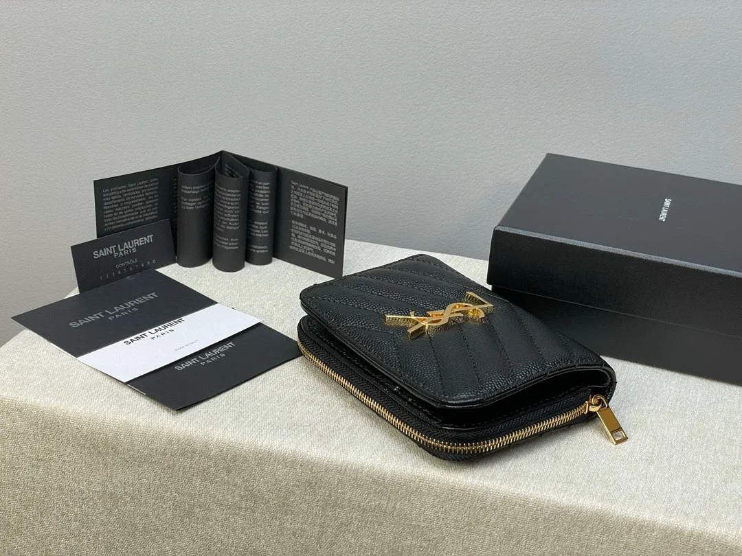 サンローラン カサンドル マトラッセ ウォレット ブラック ゴールド - 画像 (4)