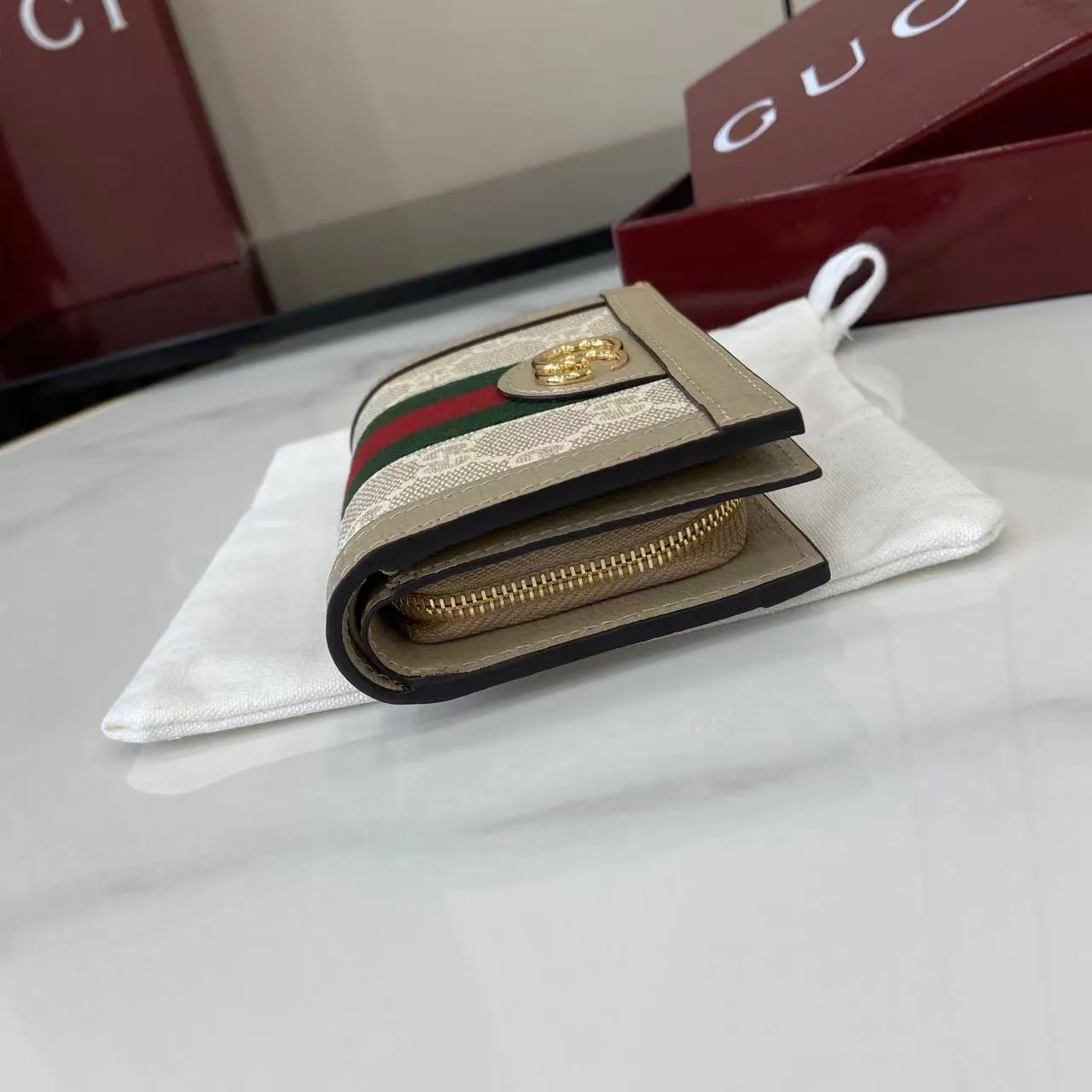 グッチ シュプリーム ウォレット 813296 オートミールカラー - 画像 (13)