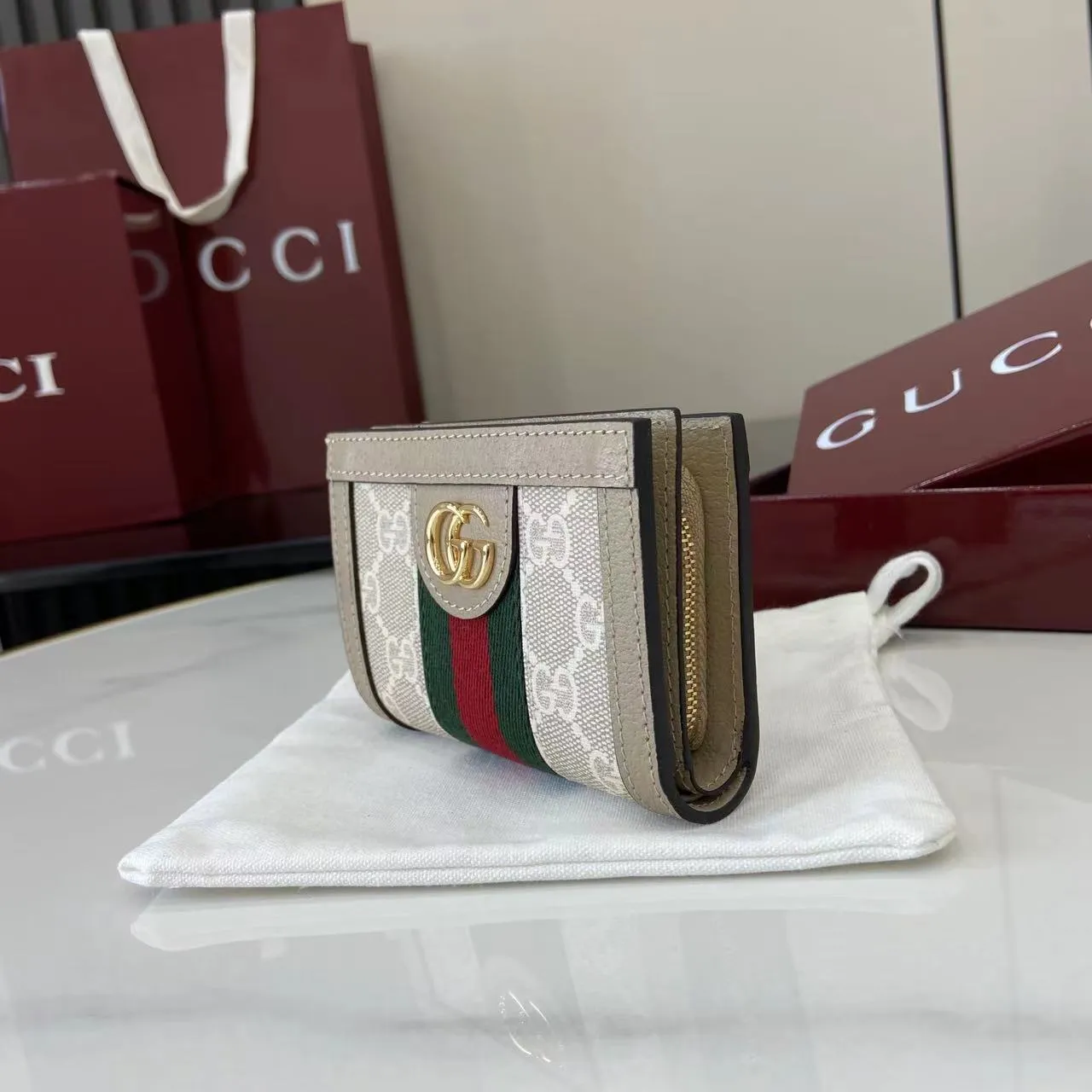 グッチ シュプリーム ウォレット 813296 オートミールカラー - 画像 (7)