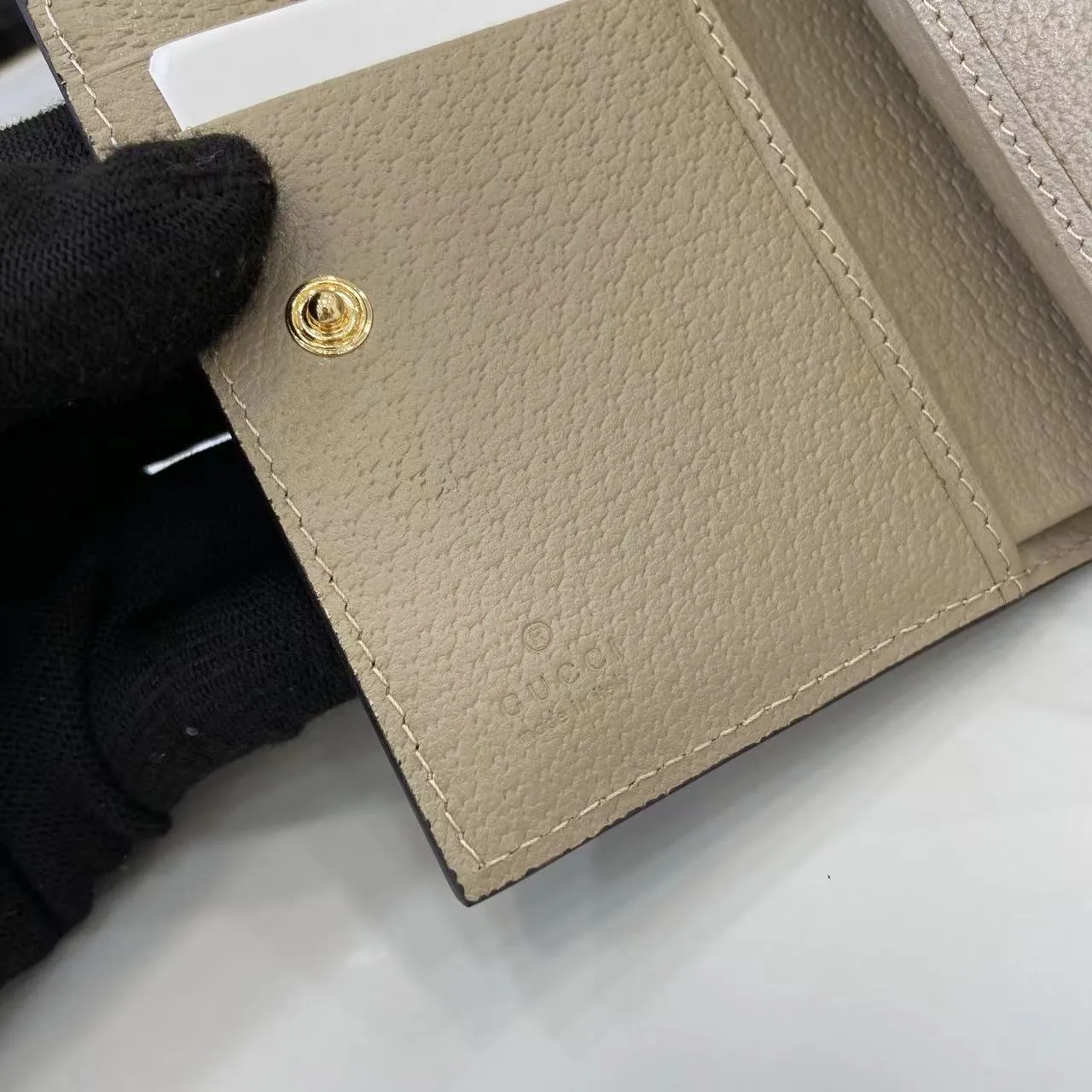 グッチ シュプリーム ウォレット 813296 オートミールカラー - 画像 (11)