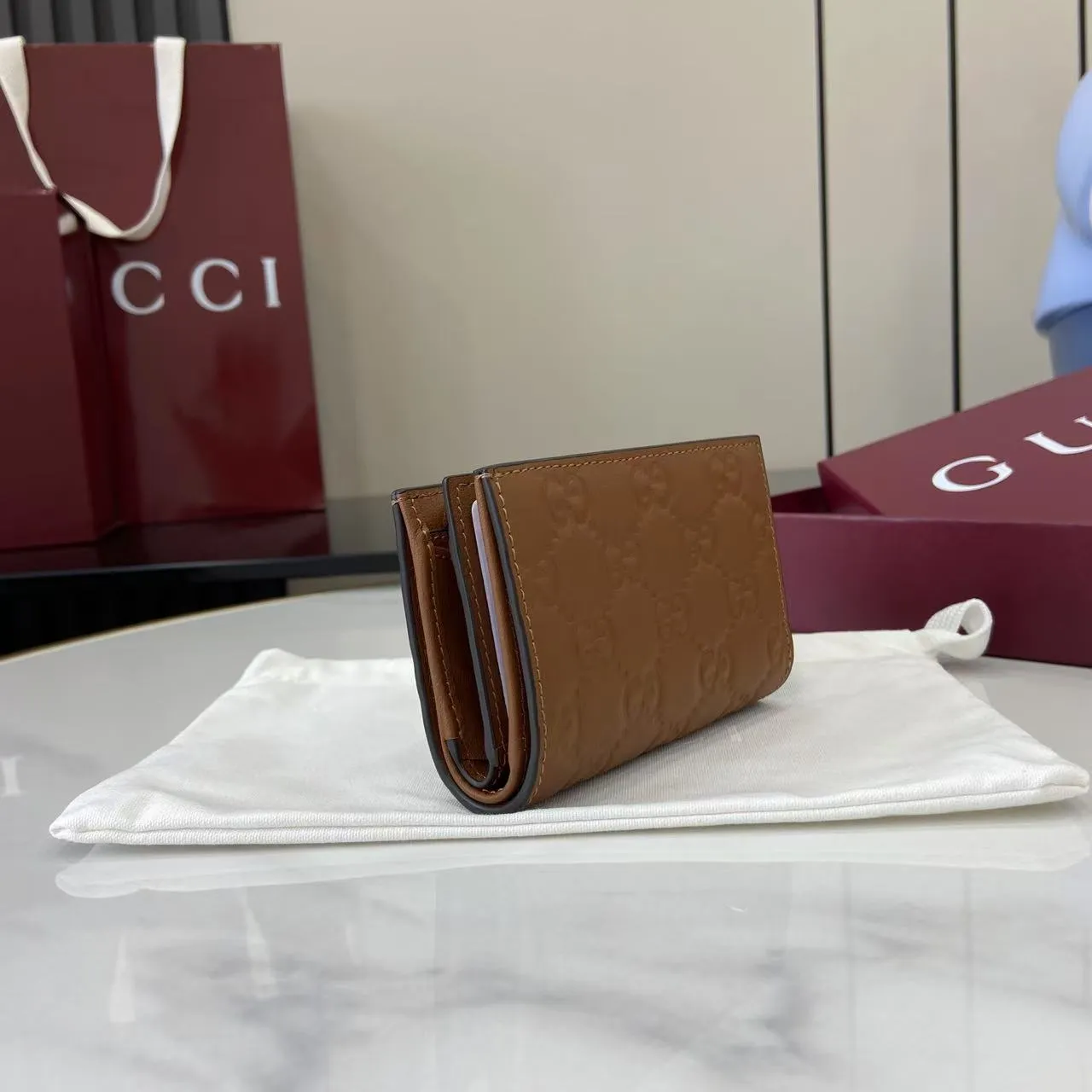 グッチ GGエンブレム スモールウォレット ブラウンレザー - 画像 (3)