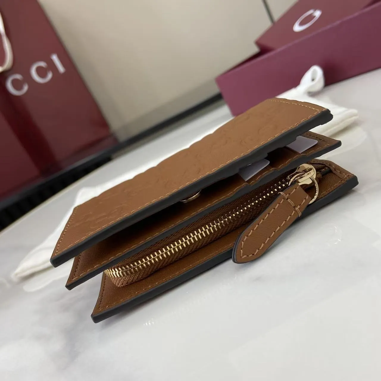 グッチ GGエンブレム スモールウォレット ブラウンレザー - 画像 (12)