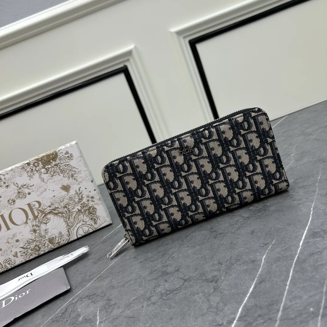 ディオール オブリーク ロングジップウォレット ブラックパターン