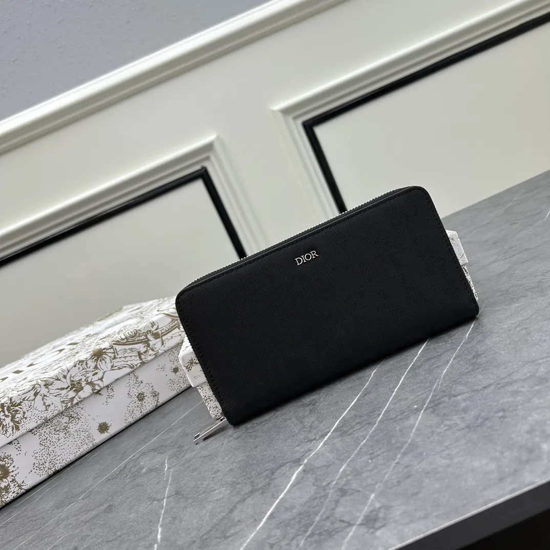 ディオール パーフォレーション ロングジップウォレット ブラック