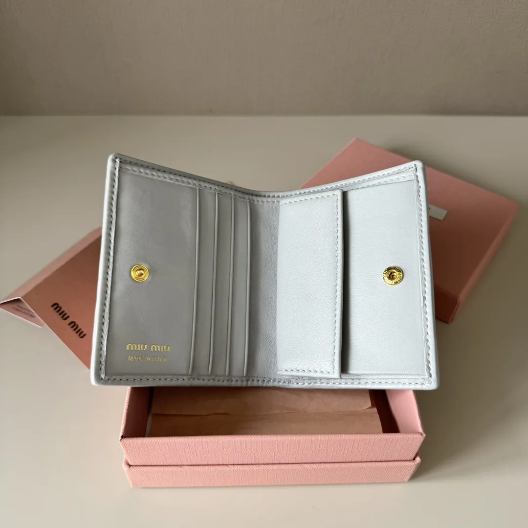 ミュウミュウ ポケットウォレット 5MV204 グレーブルー マトラッセ - 画像 (7)