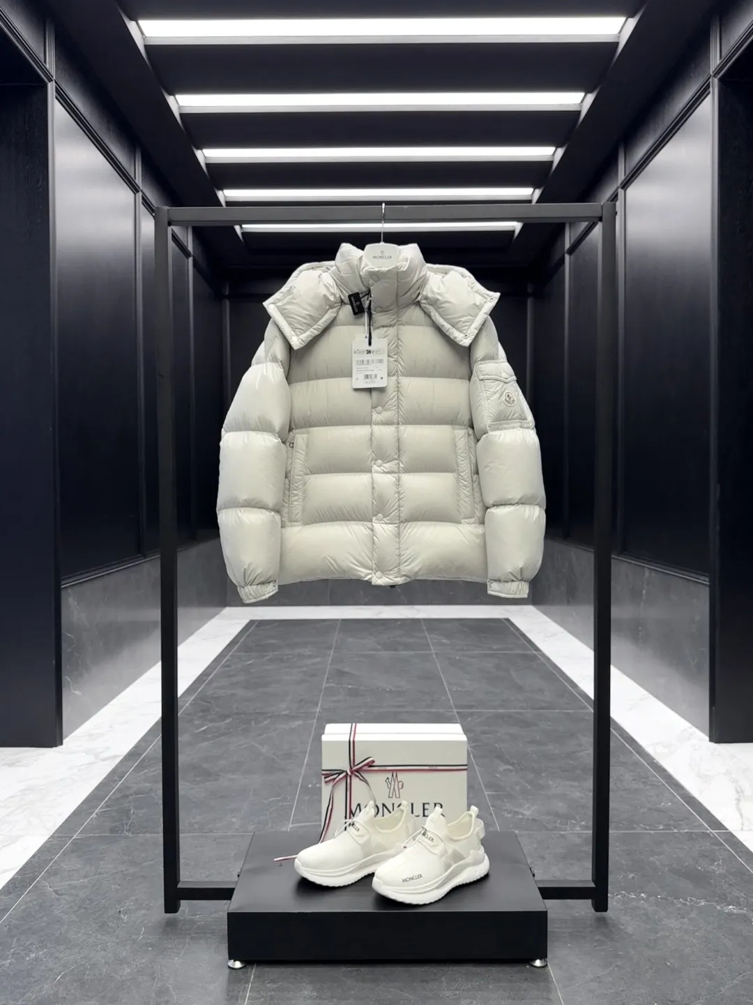 Moncler Maya 70 Down Jacket Pearl Grey - Image 3
