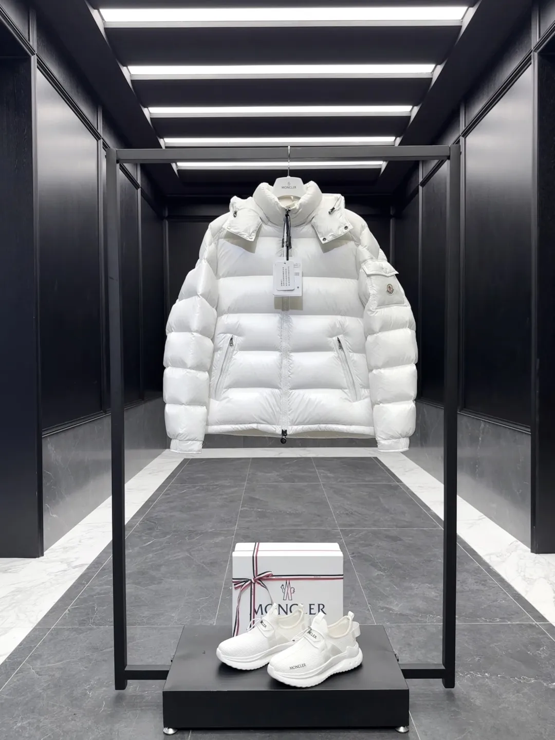 Moncler Maya Down Jacket White Short - Image 3