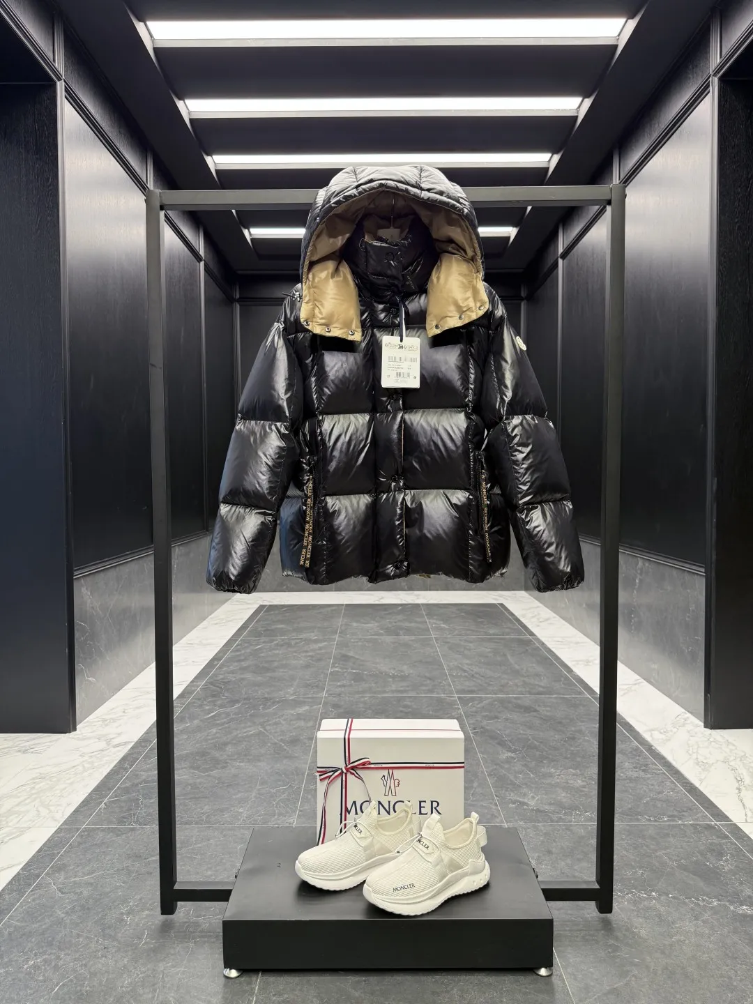 Moncler Parana Black Glossy Jacket - Image 3