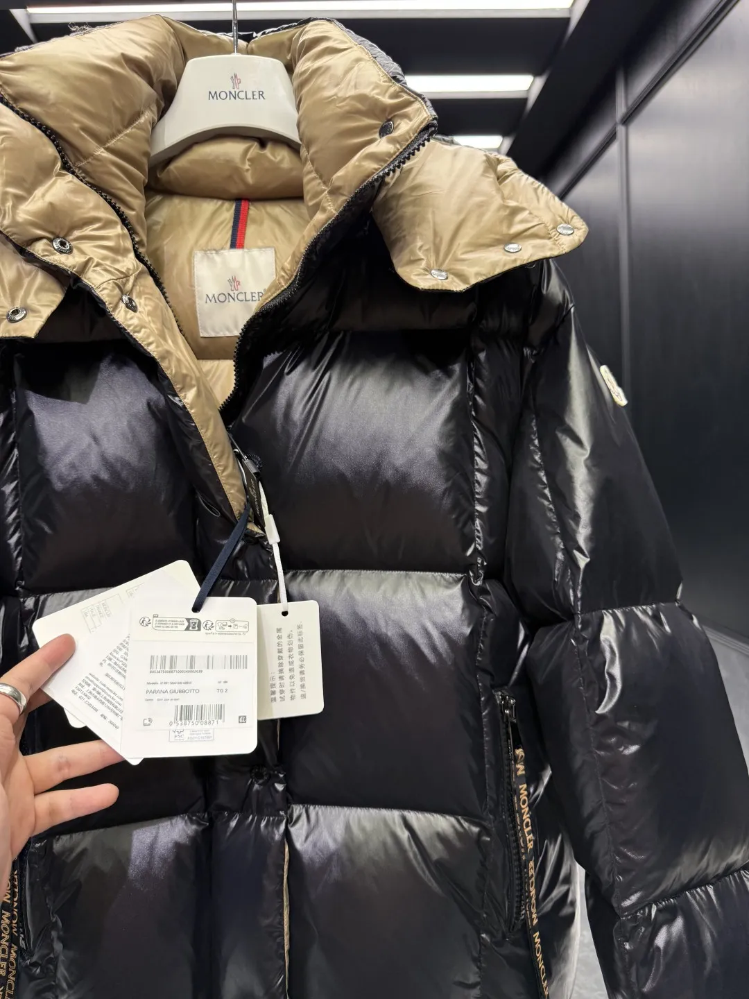 Moncler Parana Black Glossy Jacket - Image 7