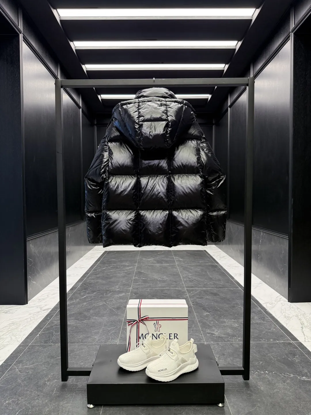 Moncler Parana Black Glossy Jacket - Image 10