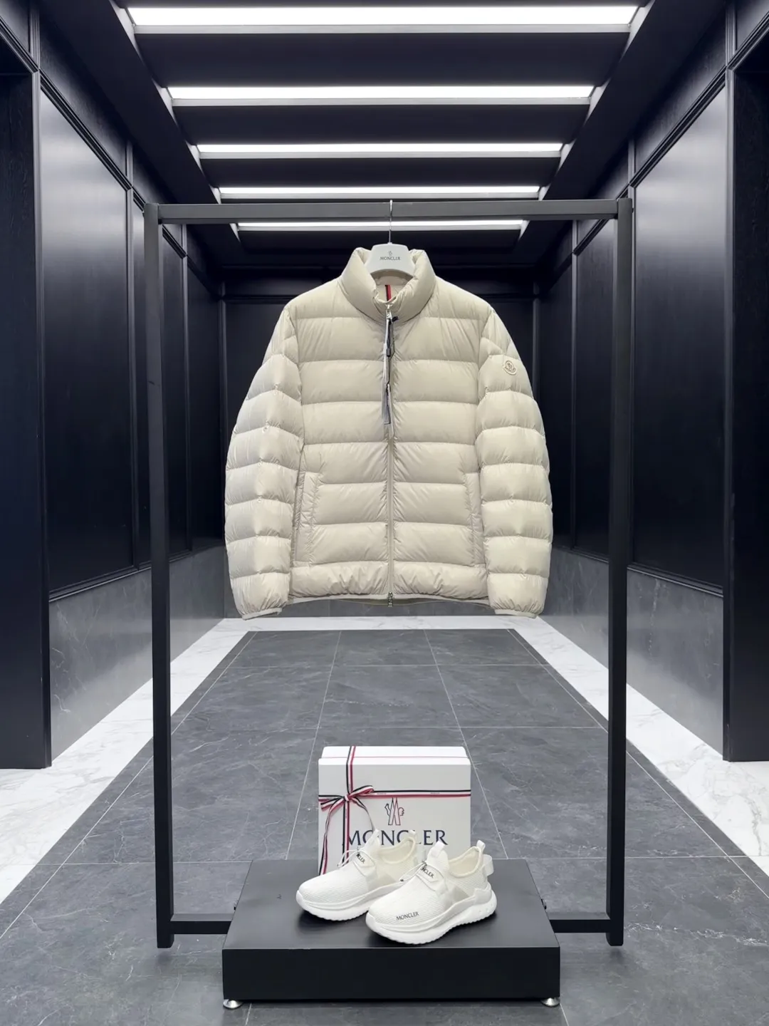 Moncler Baudinet Down Jacket Ivory Short