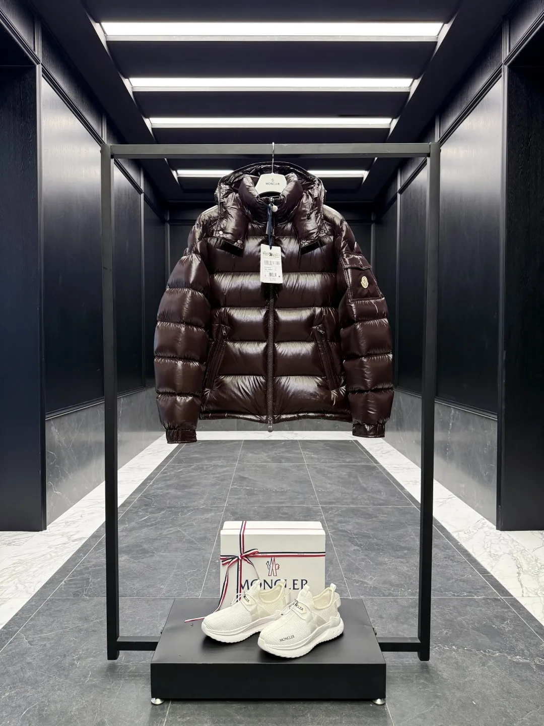 Moncler Maya Jacket Chocolate Short Style - Image 3